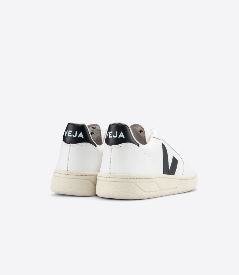 Veja Sneakers Barbati - V-10 Piele - Albi/Nigga - 6453927-QB